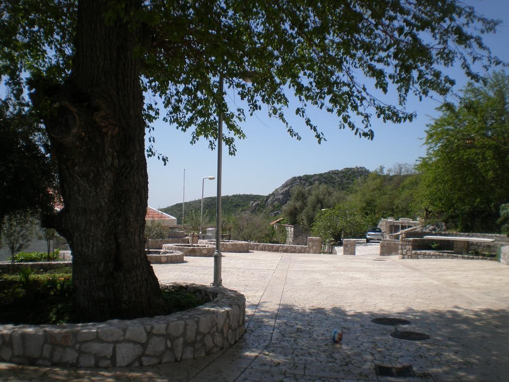 Villa Lidija Budva Kamer foto